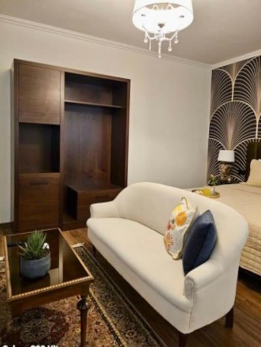 Gjirokastër Novi'S Luxury Apartment 2 מראה חיצוני תמונה