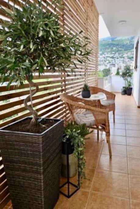 Gjirokastër Novi'S Luxury Apartment 2 מראה חיצוני תמונה