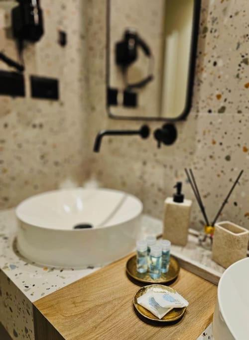 Gjirokastër Novi'S Luxury Apartment 2 מראה חיצוני תמונה